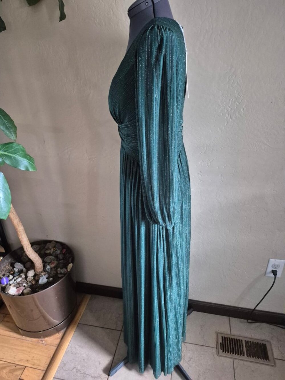 Ever Pretty Green Sparkle Maxi Dress Size M - Picture 4 of 7